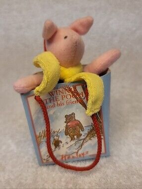 Rare Hamleys Piglet Winnie The Pooh By Golden Bear Mini Plush Disney